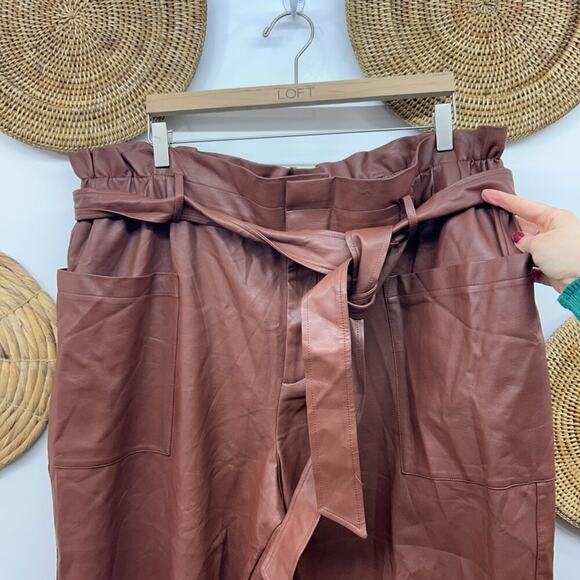 Eloquii Neutral Brown Faux Leather Belted Paper Bag Pants Plus Size 20 - Picture 3 of 5